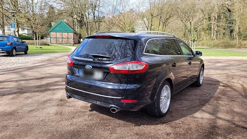 Gebraucht Ford Mondeo Titanium 200 PS (147 kW) 2011 Schwarz Kombi