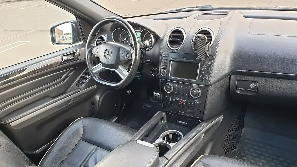 Gebraucht Mercedes ML350 AMG 231 PS (169 kW) 2011 Schwarz SUV