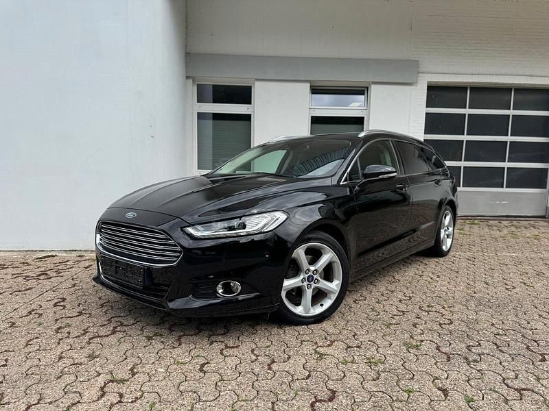 Schwarz Gebraucht 2016 Ford Mondeo Titanium Kombi | 14.580 € (Fairer Preis) - Bild 1/4