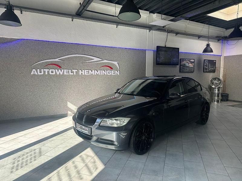Sparkling graphite metallic Gebraucht 2008 BMW 318 Limousine | 4.900 € (Fairer Preis) - Bild 1/4