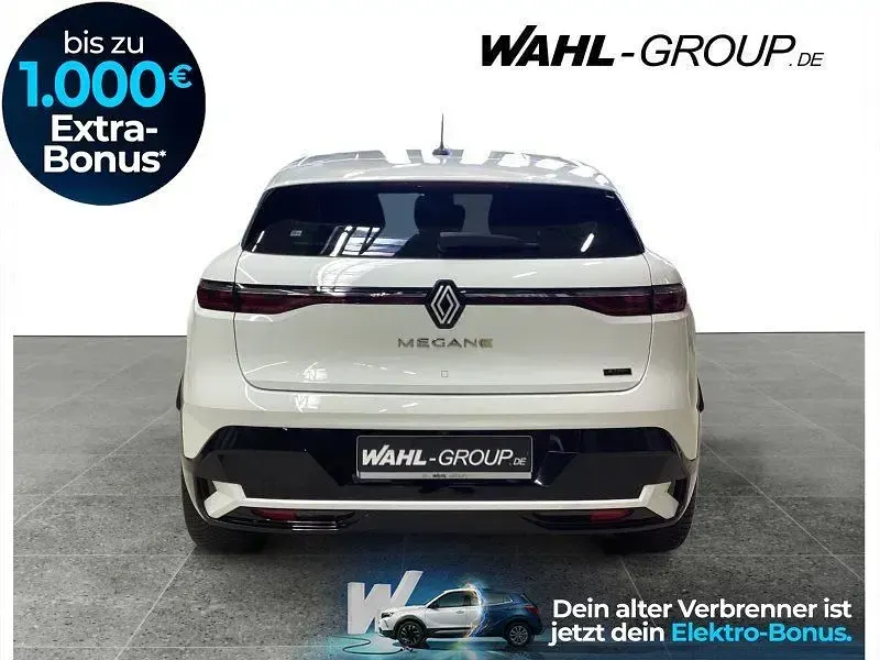 Gebraucht Renault Megane E-Tech Equilibre 96 kW (131 PS) 2023 Weiß Limousine