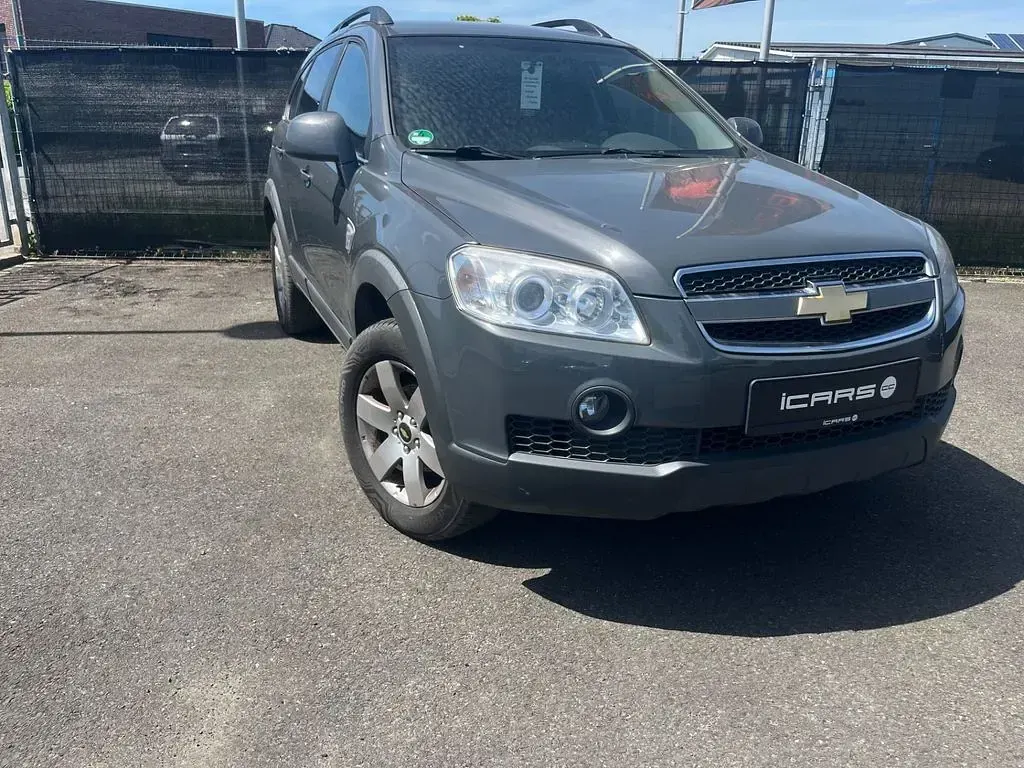 Gebraucht Chevrolet Captiva 136 PS (100 kW) 2011 Silber SUV