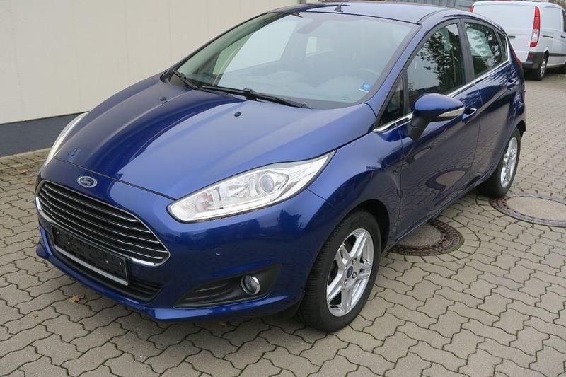 Blau Gebraucht 2014 Ford Fiesta Titanium Limousine | 4.500 € (Guter Preis) - Bild 1/4