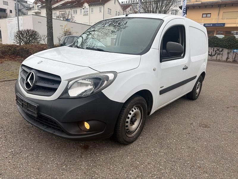 Weiß Gebraucht 2017 Mercedes Citan 108 Van | 5.390 € (Fairer Preis) - Bild 1/4