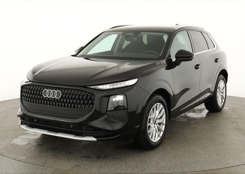 Neu Audi Q3 Ambiente 204 PS (150 kW) 2026 Mythosschwarz metallic SUV