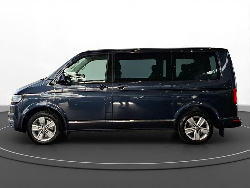 Gebraucht VW Multivan Highline 204 PS (150 kW) 2021 Starlight blue (blau) Van