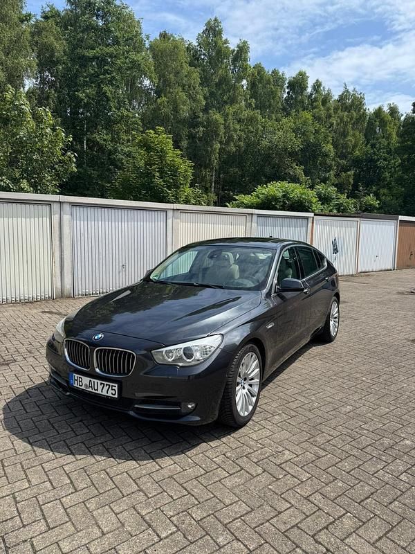 Schwarz Gebraucht 2010 BMW 530 Gran Turismo Limousine | 9.900 € (Guter Preis) - Bild 1/4