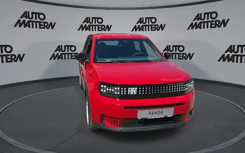 Gebraucht Fiat Grande Panda Red 83 kW (113 PS) 2025 Rot Kleinwagen