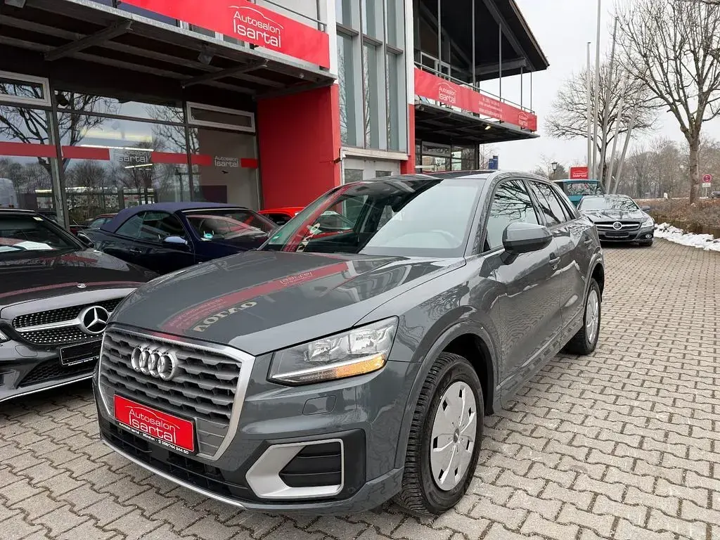 Gebraucht Audi Q2 Sport 150 PS (110 kW) 2018 Grau SUV