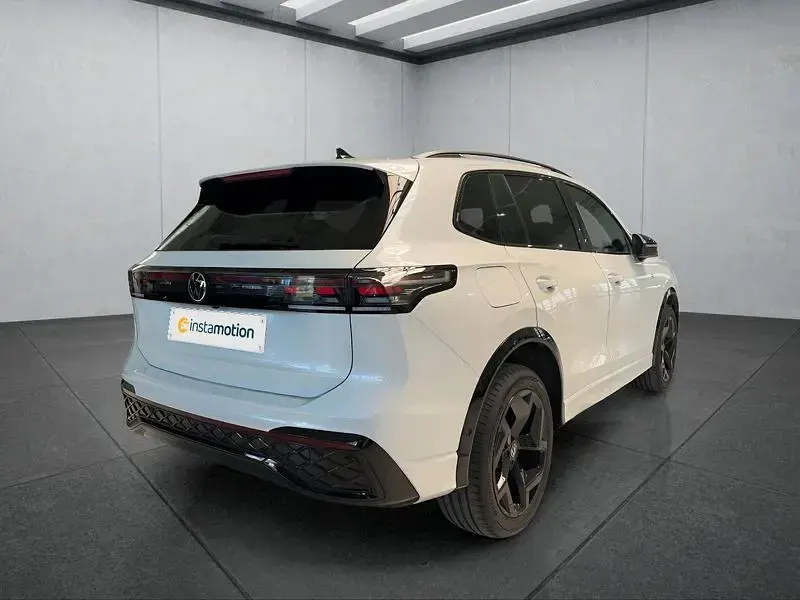 Gebraucht VW Tiguan 204 PS (150 kW) 2025 Weiß SUV