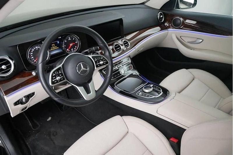 Gebraucht Mercedes E220 194 PS (142 kW) 2018 Schwarz Kombi