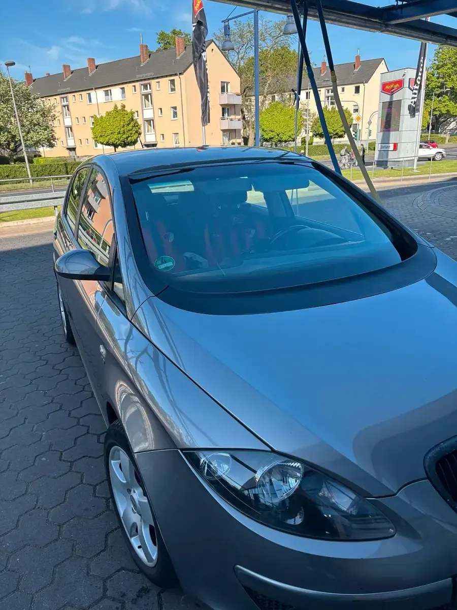 Używany Seat Toledo 140 KM (102 kW) 2005 Szary Hatchback