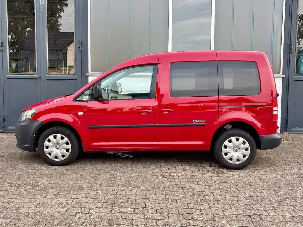 Gebraucht VW Caddy 86 PS (63 kW) 2013 Rot Van / Kleinbus