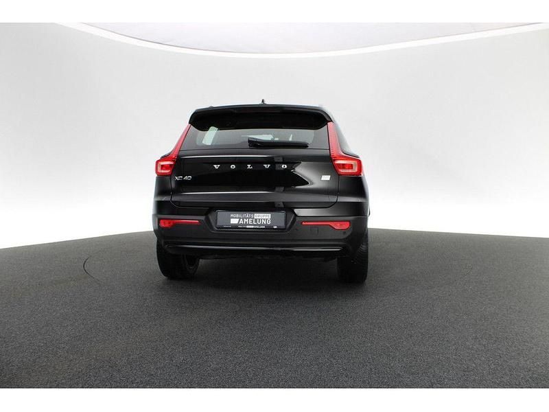Gebraucht Volvo XC40 Core 169 kW (231 PS) 2022 Black solid stone SUV
