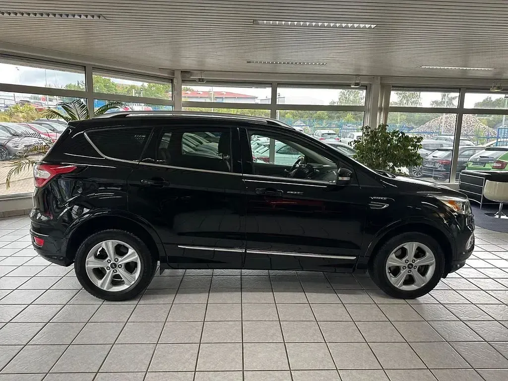 Gebraucht Ford Kuga Vignale 179 PS (131 kW) 2017 Schwarz SUV