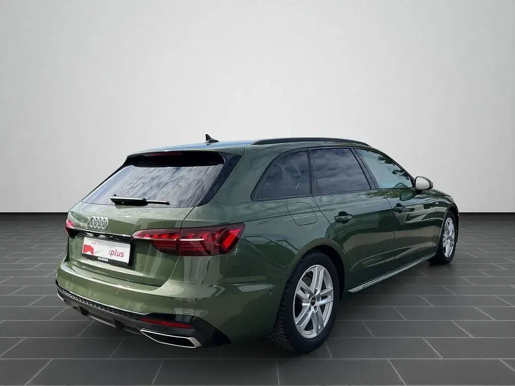 Gebraucht Audi A4 Advanced 204 PS (150 kW) 2024 Distriktgrün metallic (metallic) Kombi