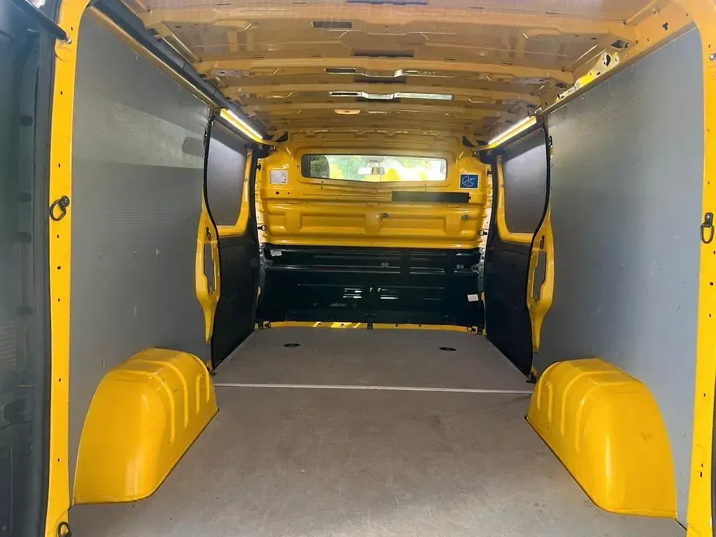 Gebraucht Renault Trafic 120 PS (88 kW) 2020 Van / Kleinbus