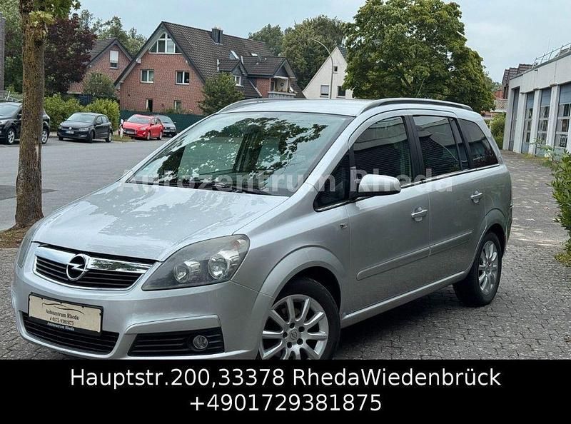 Grau Gebraucht 2006 Opel Zafira Basis Van / Kleinbus | 1.500 € (Fairer Preis) - Bild 1/4