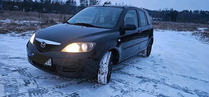 Schwarz Gebraucht 2007 Mazda 2 Kleinwagen | 2.990 € (Fairer Preis) - Bild 1/4