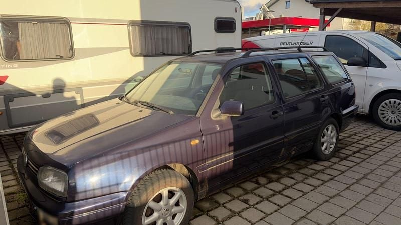 Gebraucht VW Golf III 101 PS (74 kW) 1998 Blau Kombi