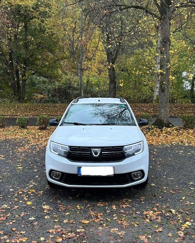 Weiß Gebraucht 2020 Dacia Logan MCV Comfort Kombi | 9.800 € (Fairer Preis) - Bild 1/4