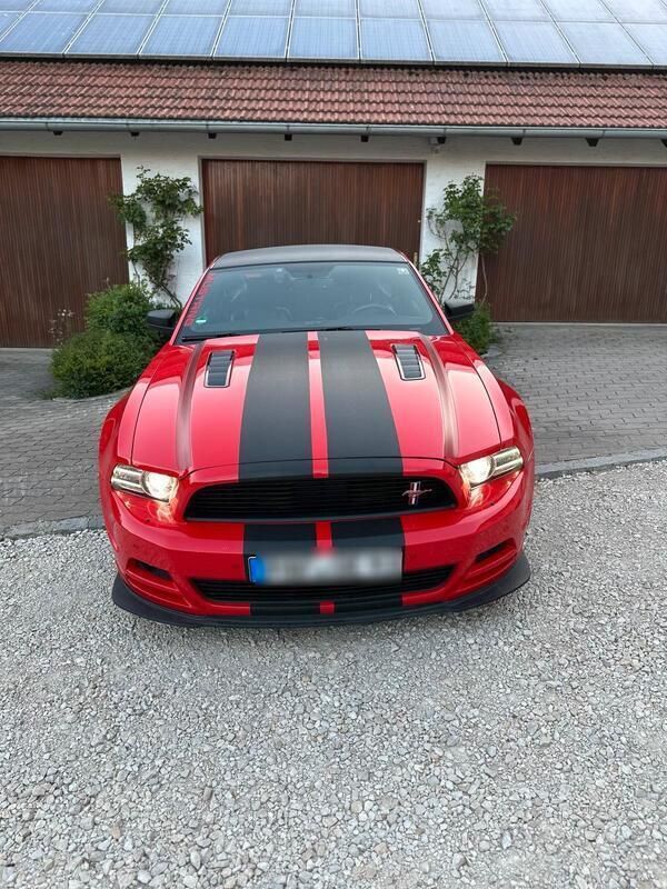 Rot Gebraucht 2014 Ford Mustang Coupé | 25.000 € (Fairer Preis) - Bild 1/4
