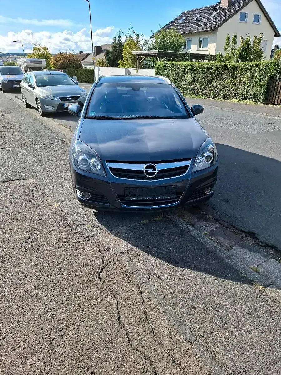 Gebraucht Opel Signum 175 PS (128 kW) 2006 Blau Kleinwagen