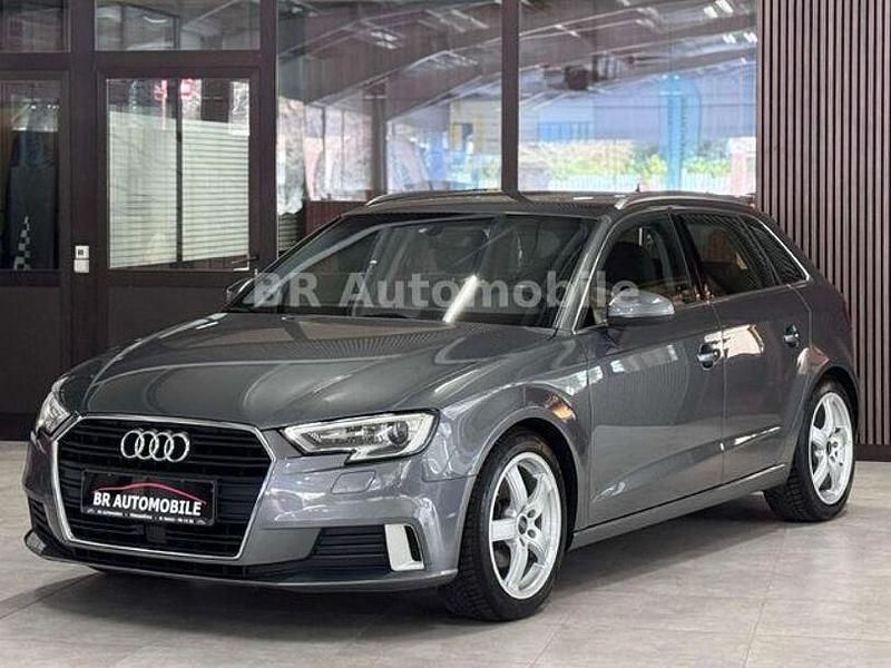 Gebraucht Audi A3 Sport 150 PS (110 kW) 2018 Monsungrau metallic Limousine
