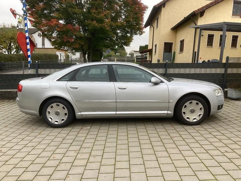 Gebraucht Audi A8 232 PS (170 kW) 2007 Silber Limousine