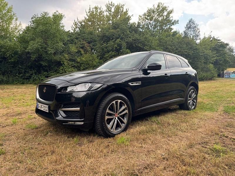 Schwarz Gebraucht 2019 Jaguar F-Pace R-Sport SUV | 34.500 € (Fairer Preis) - Bild 1/4
