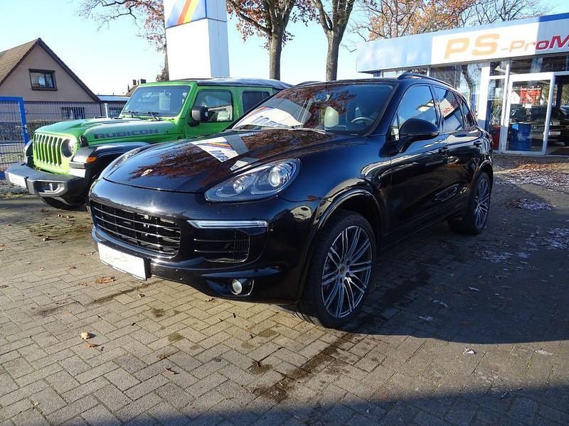 Schwarz Gebraucht 2015 Porsche Cayenne S SUV | 32.970 € (Guter Preis) - Bild 1/4