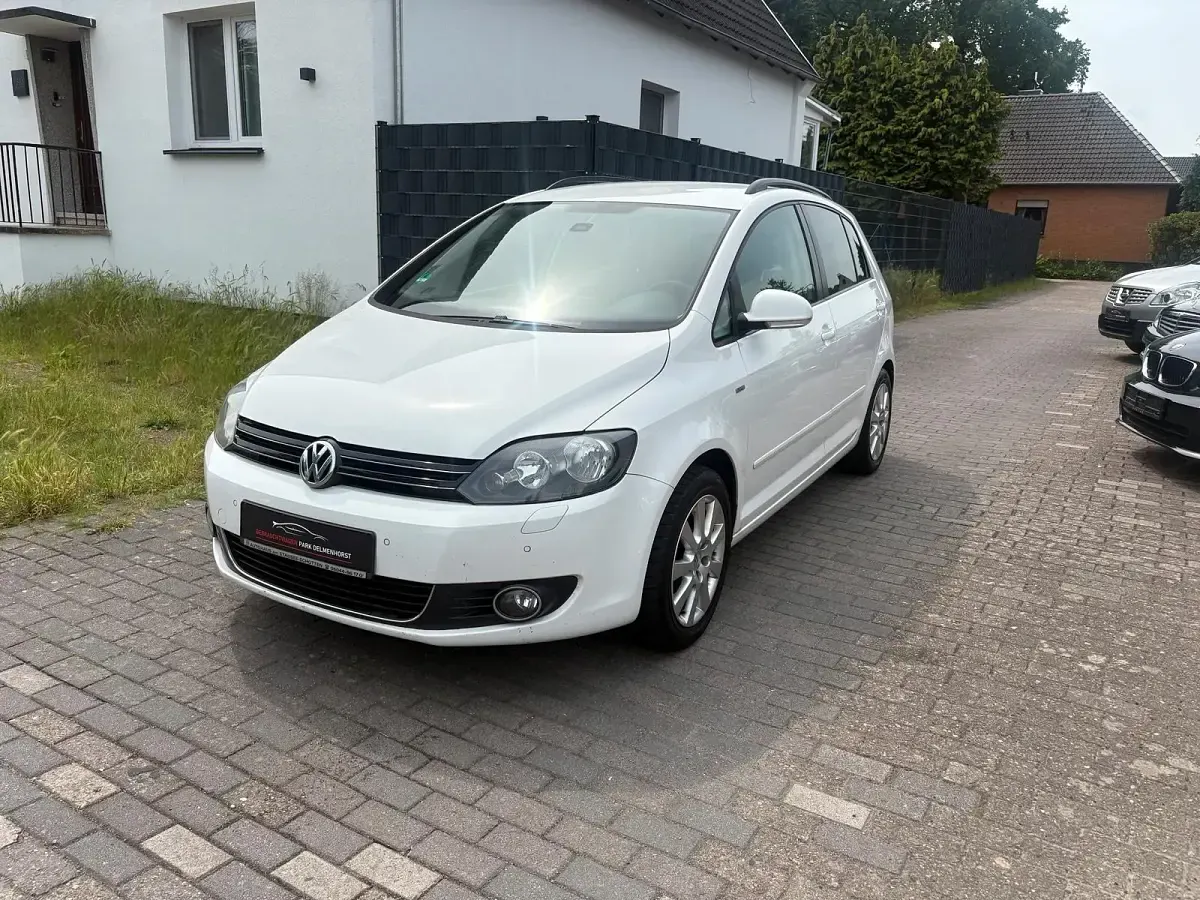 Gebraucht VW Golf VII Life 122 PS (89 kW) 2014 Weiß Limousine