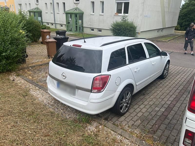 Second-hand Opel Astra 2008 Alb Break