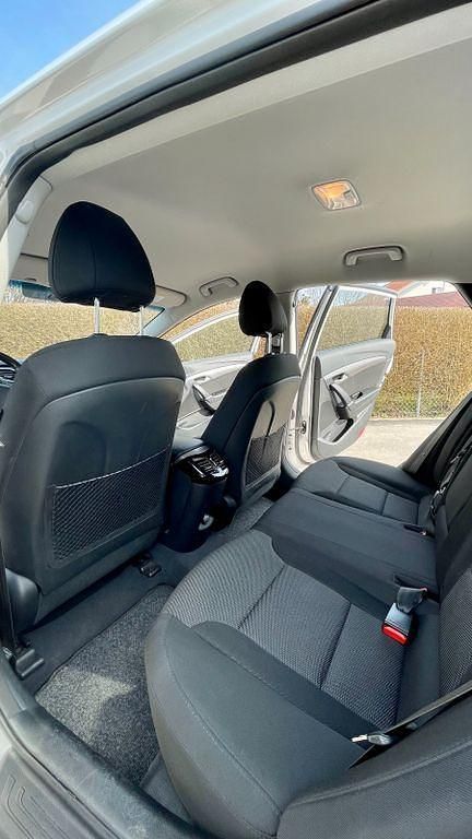 Gebraucht Hyundai i40 Edition 135 PS (99 kW) 2014 Weiß Kombi