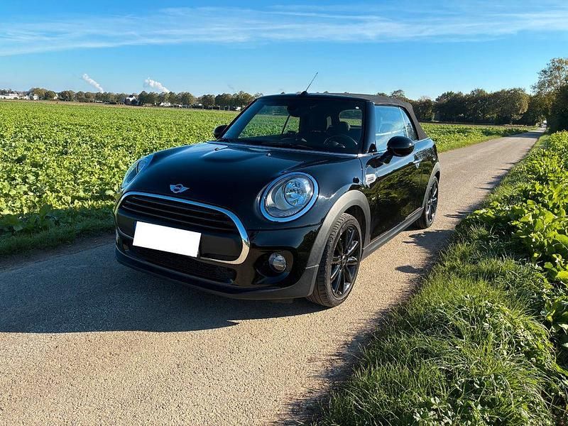 Schwarz Gebraucht 2017 Mini One Cabriolet Cabrio | 12.600 € (Guter Preis) - Bild 1/4
