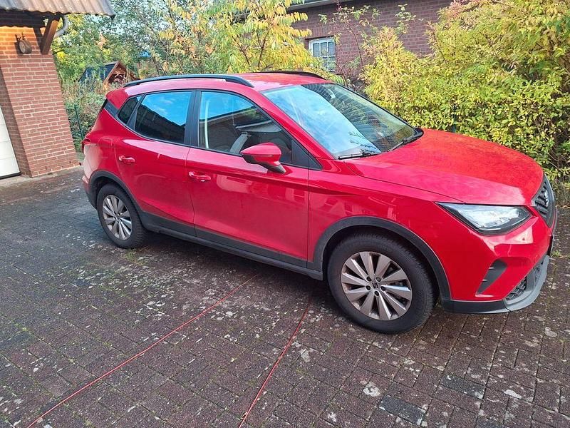 Rot Gebraucht 2023 Seat Arona Style SUV | 17.500 € (Guter Preis) - Bild 1/4