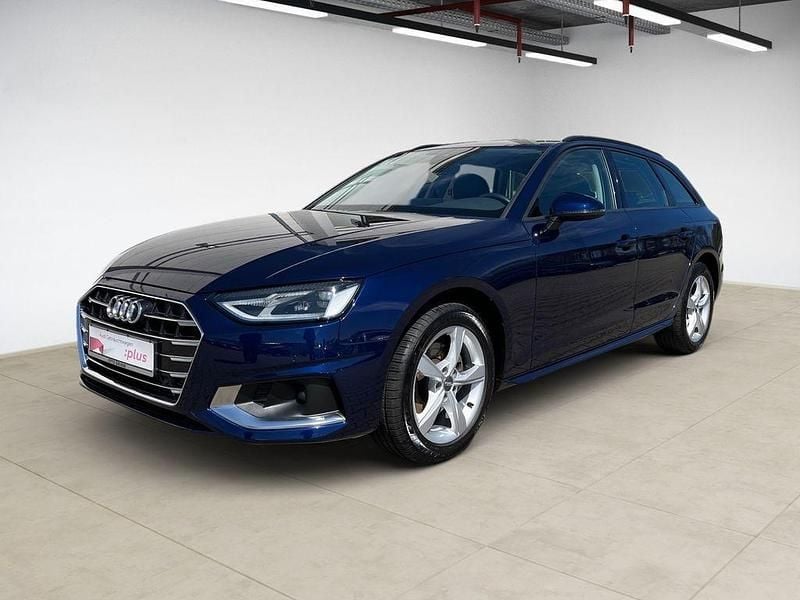 Usata Audi A4 Advanced 150 CV (110 kW) 2020 Blu Station wagon