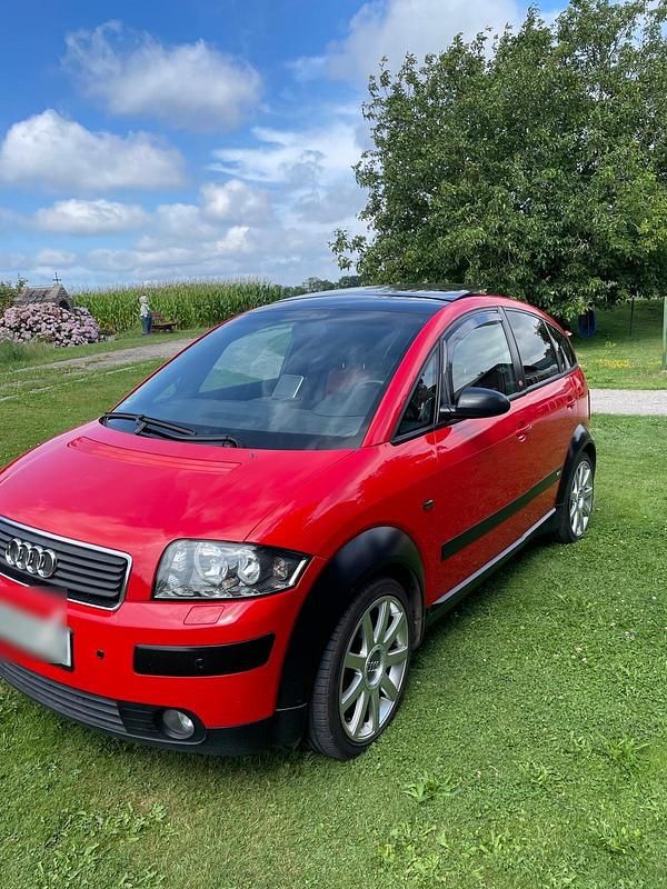 Rot Gebraucht 2003 Audi A2 Kleinwagen | 6.200 € (Teuer) - Bild 1/4