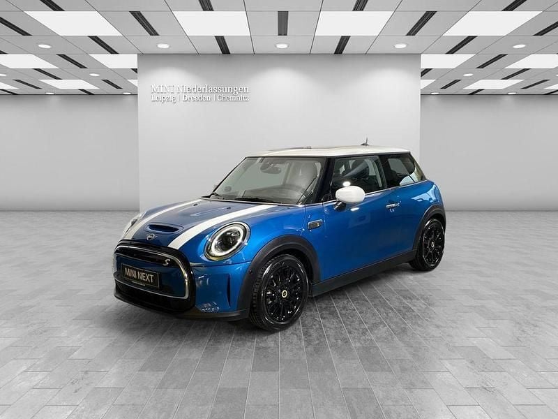 Blau Gebraucht 2022 Mini Cooper SE Kleinwagen | 21.910 € (Teuer) - Bild 1/4