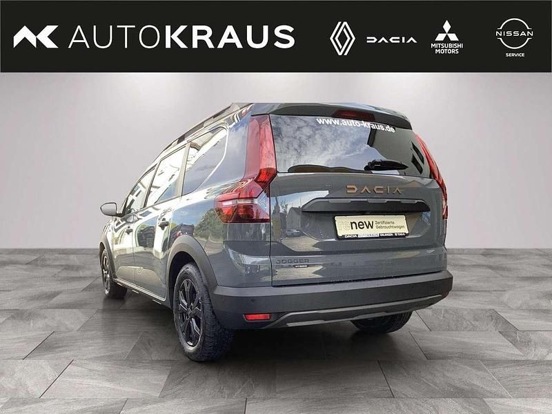 Gebraucht Dacia Jogger Extreme 140 PS (102 kW) 2024 Schiefer  grau Van / Kleinbus