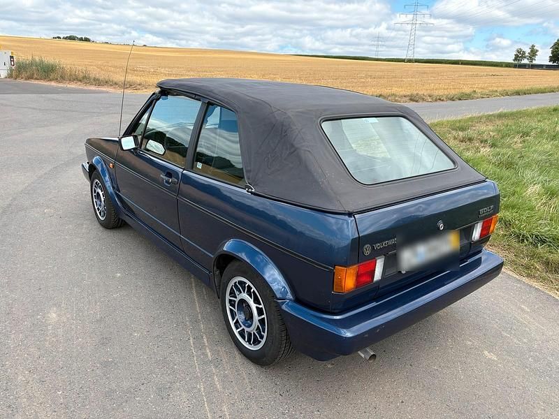 Blau Gebraucht 1993 VW Golf Cabriolet Karmann Cabrio | 9.999 € - Bild 1/4