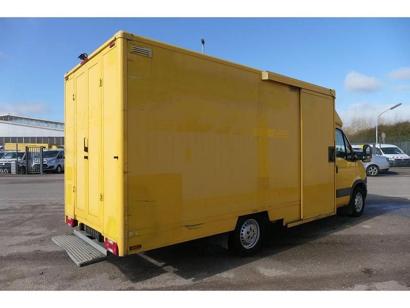 Gebraucht Iveco Daily 106 PS (77 kW) 2013 Gelb Van