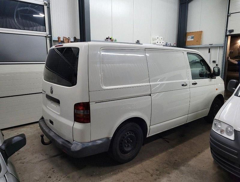 Usata VW Transporter 86 CV (63 kW) 2003 Bianco Furgone
