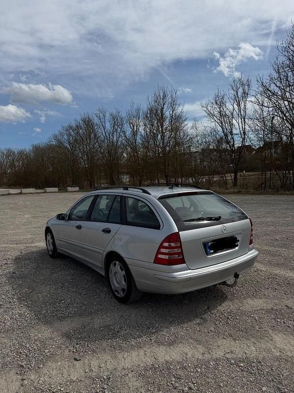 Gebraucht Mercedes C220 150 PS (110 kW) 2007 Silber Kombi