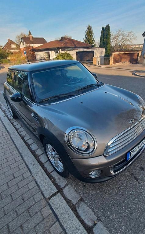 Grau Gebraucht 2011 Mini ONE Kleinwagen | 5.500 € (Etwas zu teuer) - Bild 1/2