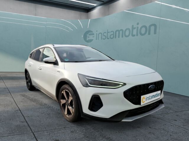 Gebraucht Ford Focus Active X 125 PS (91 kW) 2023 Weiß Kombi