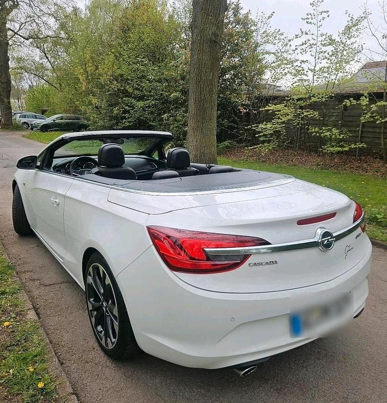 Gebraucht Opel Cascada 170 PS (125 kW) 2015 Weiß Cabrio