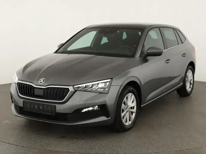 Gebraucht Skoda Scala Style 150 PS (110 kW) 2023 Graphite grau metallic Kleinwagen