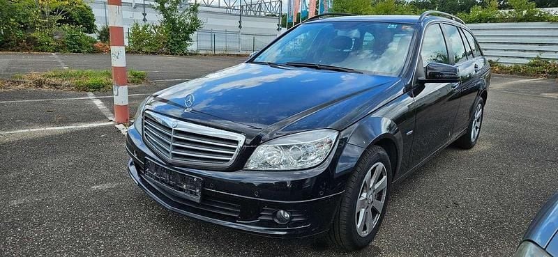 Obsidianschwarz metalliclack Gebraucht 2009 Mercedes C200 Kombi | 1.999 € (Superpreis) - Bild 1/4