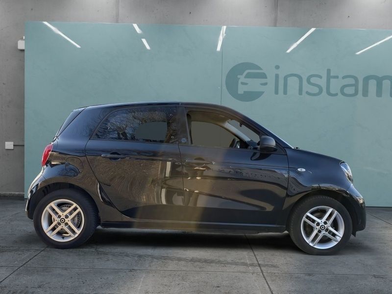 Gebraucht Smart ForFour Electric Drive 60 kW (82 PS) 2021 Schwarz Limousine